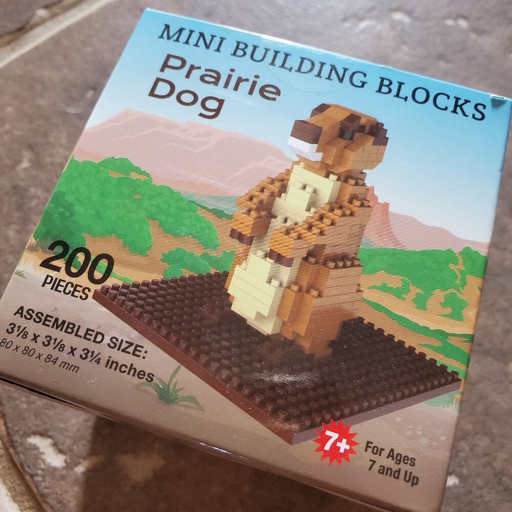NEW 200 piece Mini Building Blocks - Prairie Dog
